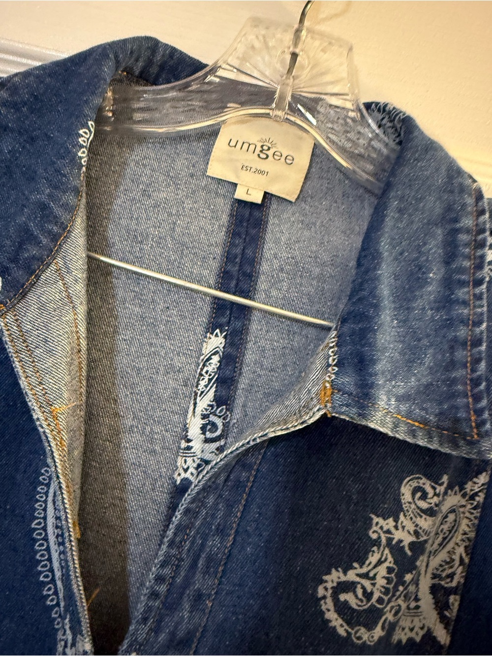 Umgee Blue Denim Paisley Dress NEW - Picture 2 of 3